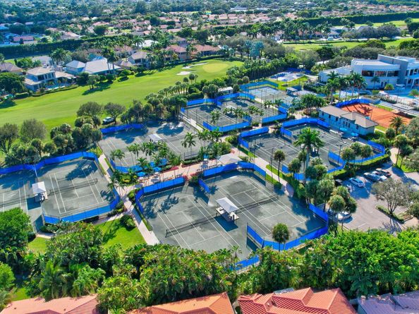 7370 Orangewood Lane 305, Boca Raton FL 33433