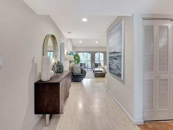 7370 Orangewood Lane 305, Boca Raton FL 33433