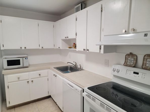 8220 SW 24th St 4215, North Lauderdale FL 33068