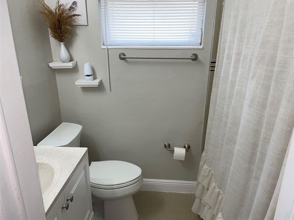 5813 NW 18th Ct, Margate FL 33063