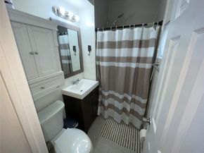 5813 NW 18th Ct, Margate FL 33063