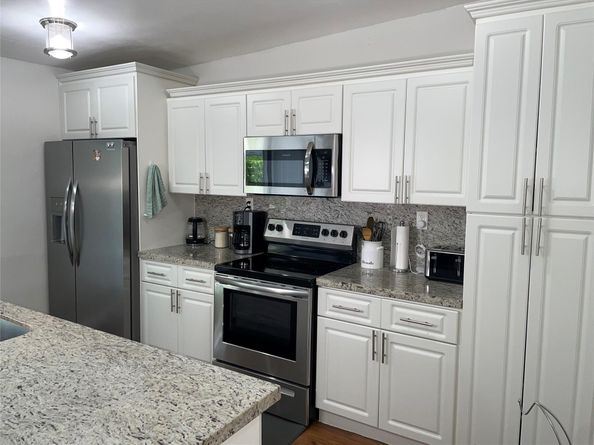 5813 NW 18th Ct, Margate FL 33063
