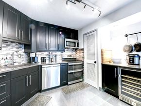 320 Harmon Cove Tower 320, Secaucus NJ 07094