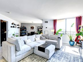 320 Harmon Cove Tower 320, Secaucus NJ 07094