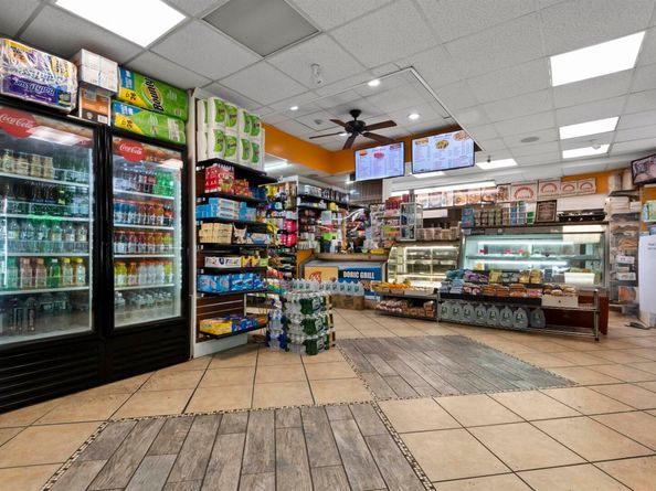 100 Manhattan Ave 407, Union City NJ 07087