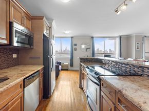 100 Manhattan Ave 407, Union City NJ 07087