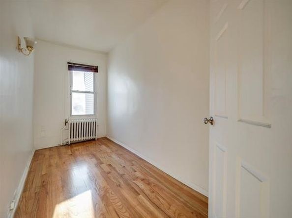 491 Mercer St, Jersey City NJ 07306
