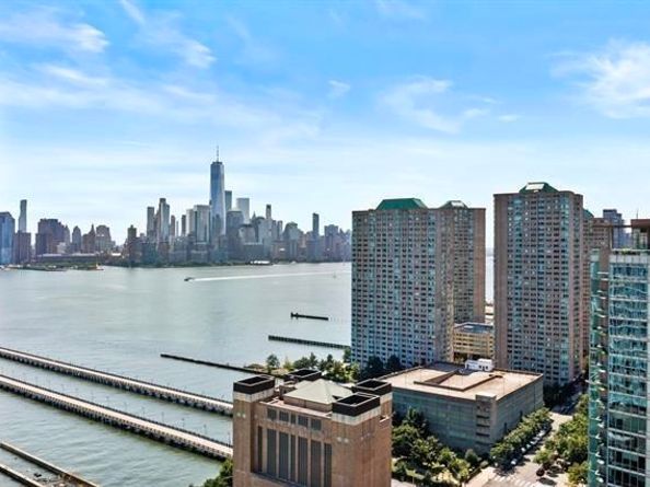 1 Shore Lane 1805, Jersey City NJ 07310