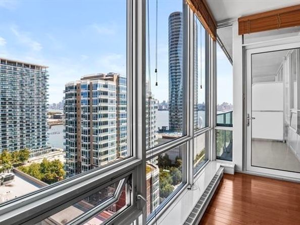1 Shore Lane 1805, Jersey City NJ 07310