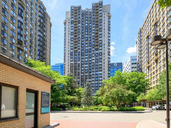 45 River Dr South 406, Jersey City NJ 07310