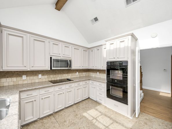 2118 Windmill Drive, Richmond TX 77406