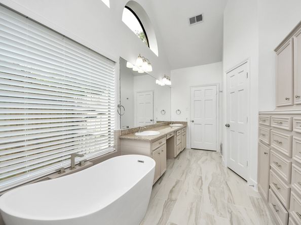 2118 Windmill Drive, Richmond TX 77406