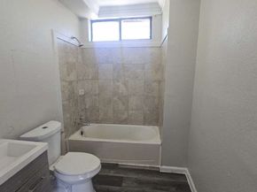 2301 Caplin Street, Houston TX 77026