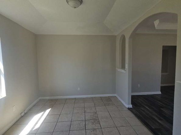 2301 Caplin Street, Houston TX 77026