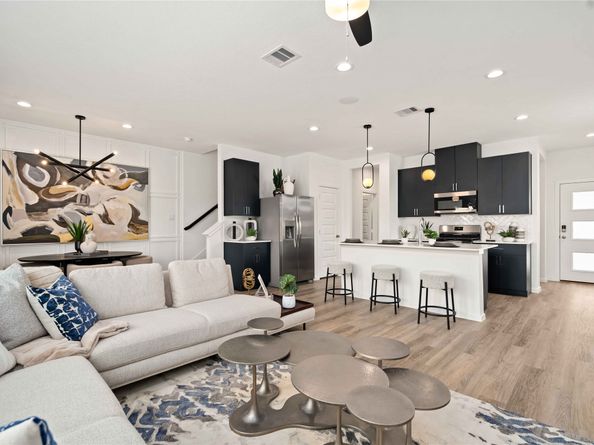 7812 Inwood Grove Lane, Houston TX 77088