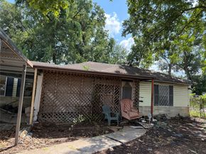 6706 Greenhurst Street, Houston TX 77091