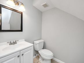 7836 Bateman Lane 7836, Houston TX 77088