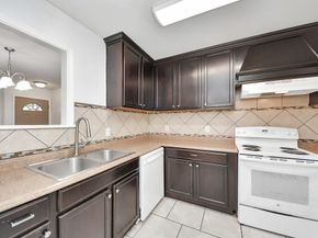7836 Bateman Lane 7836, Houston TX 77088