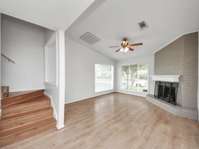 7836 Bateman Lane 7836, Houston TX 77088