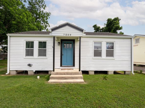 7009 Tuck Street, Houston TX 77020