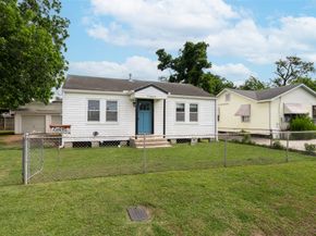 7009 Tuck Street, Houston TX 77020