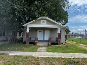 6015 Brady Street, Houston TX 77011