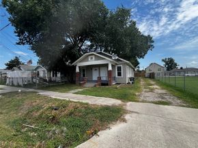 6015 Brady Street, Houston TX 77011