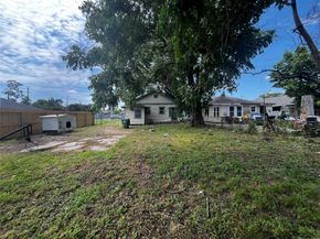 6015 Brady Street, Houston TX 77011