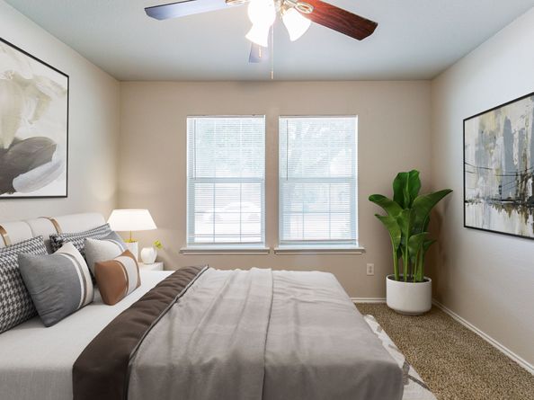 12518 Rosslare Drive, Houston TX 77066