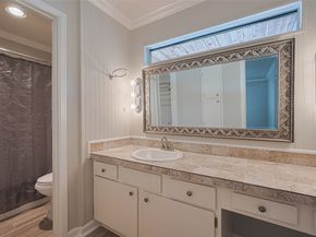 1639 Prairie Mark Lane, Houston TX 77077