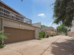 1639 Prairie Mark Lane, Houston TX 77077
