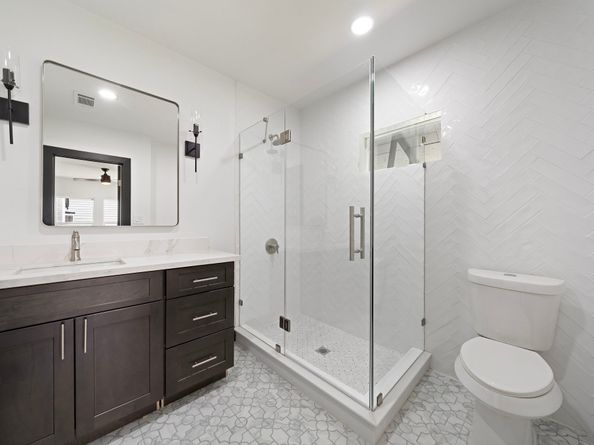 3237 Winbern Street, Houston TX 77004