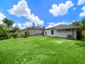 3237 Winbern Street, Houston TX 77004