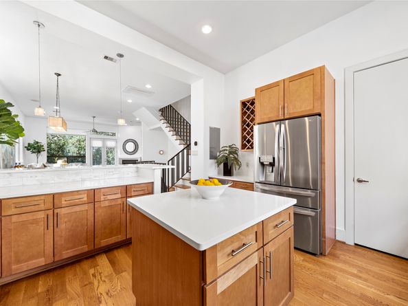 2310 Arabelle Street, Houston TX 77007