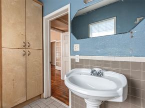 7609 Avenue E, Houston TX 77012