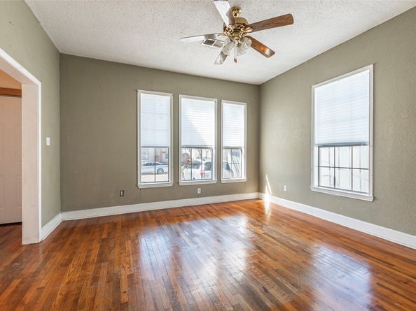 7609 Avenue E, Houston TX 77012