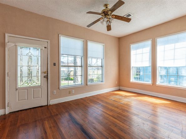 7609 Avenue E, Houston TX 77012