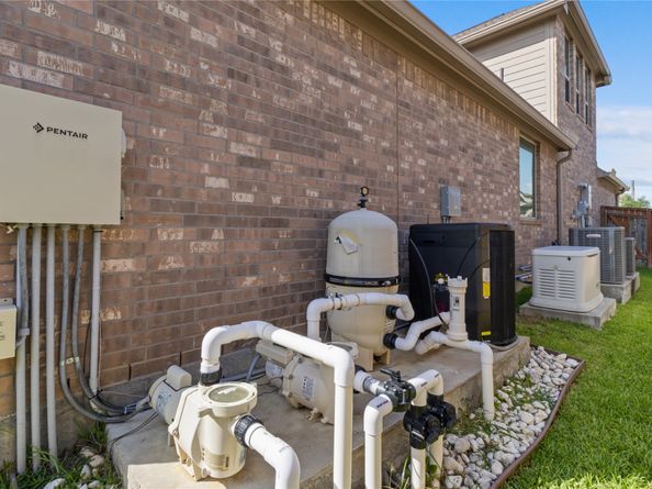 23468 Yaupon Hills Drive, New Caney TX 77357