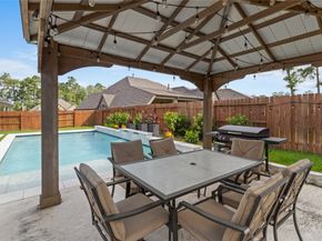 23468 Yaupon Hills Drive, New Caney TX 77357