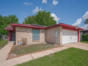 12818 Redfern Drive, Houston TX 77048
