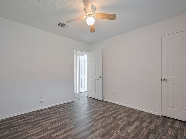 12818 Redfern Drive, Houston TX 77048