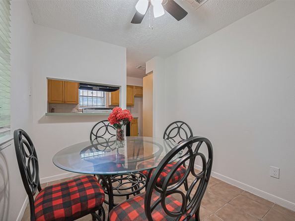12818 Redfern Drive, Houston TX 77048