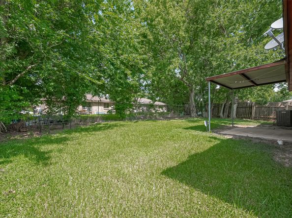 12818 Redfern Drive, Houston TX 77048