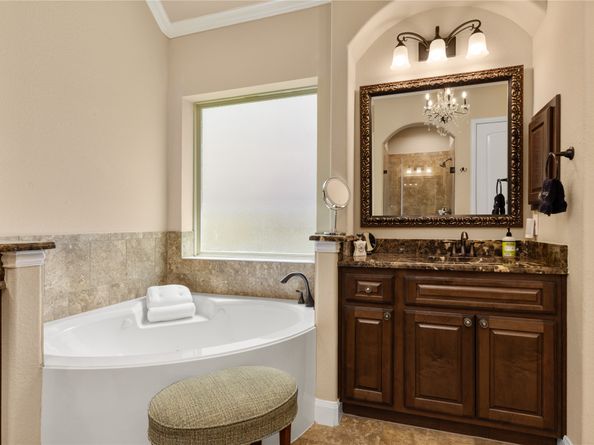 20660 Lavone Drive, Porter TX 77365