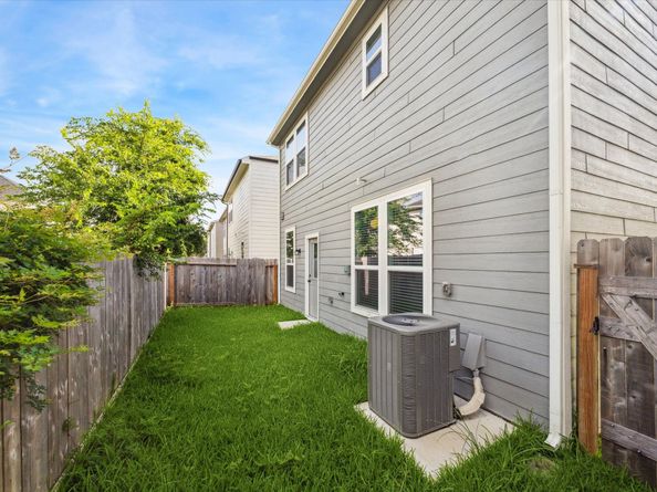 10122 Clearwick Street, Houston TX 77034