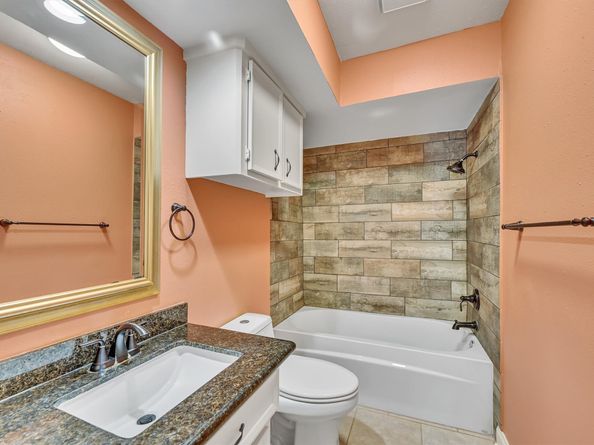 7750 Green Lawn Drive, Houston TX 77088