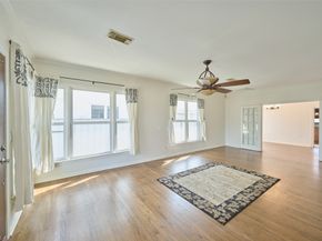 1111 Rutland Street, Houston TX 77008