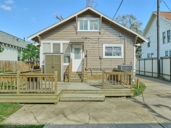 1111 Rutland Street, Houston TX 77008