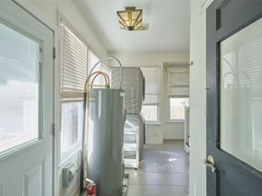 1111 Rutland Street, Houston TX 77008