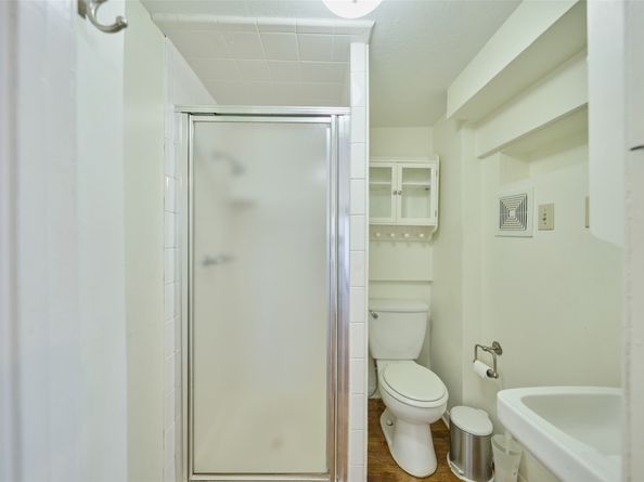 1111 Rutland Street, Houston TX 77008